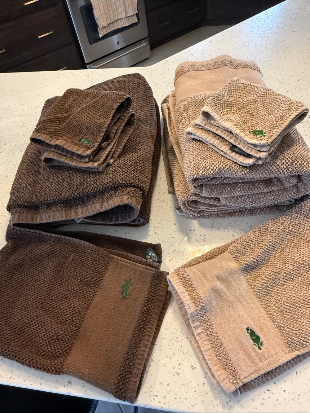 Roots Waffle Weave Bath Towel Set in Brown and Tan